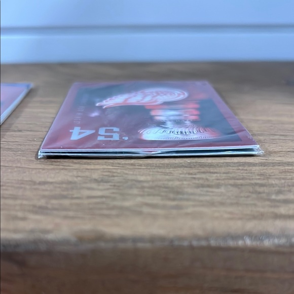 Brand New in Sealed Package - 2011/2012 Panini Molson Canadian Stanley Cup Cards - Picture 9 of 10